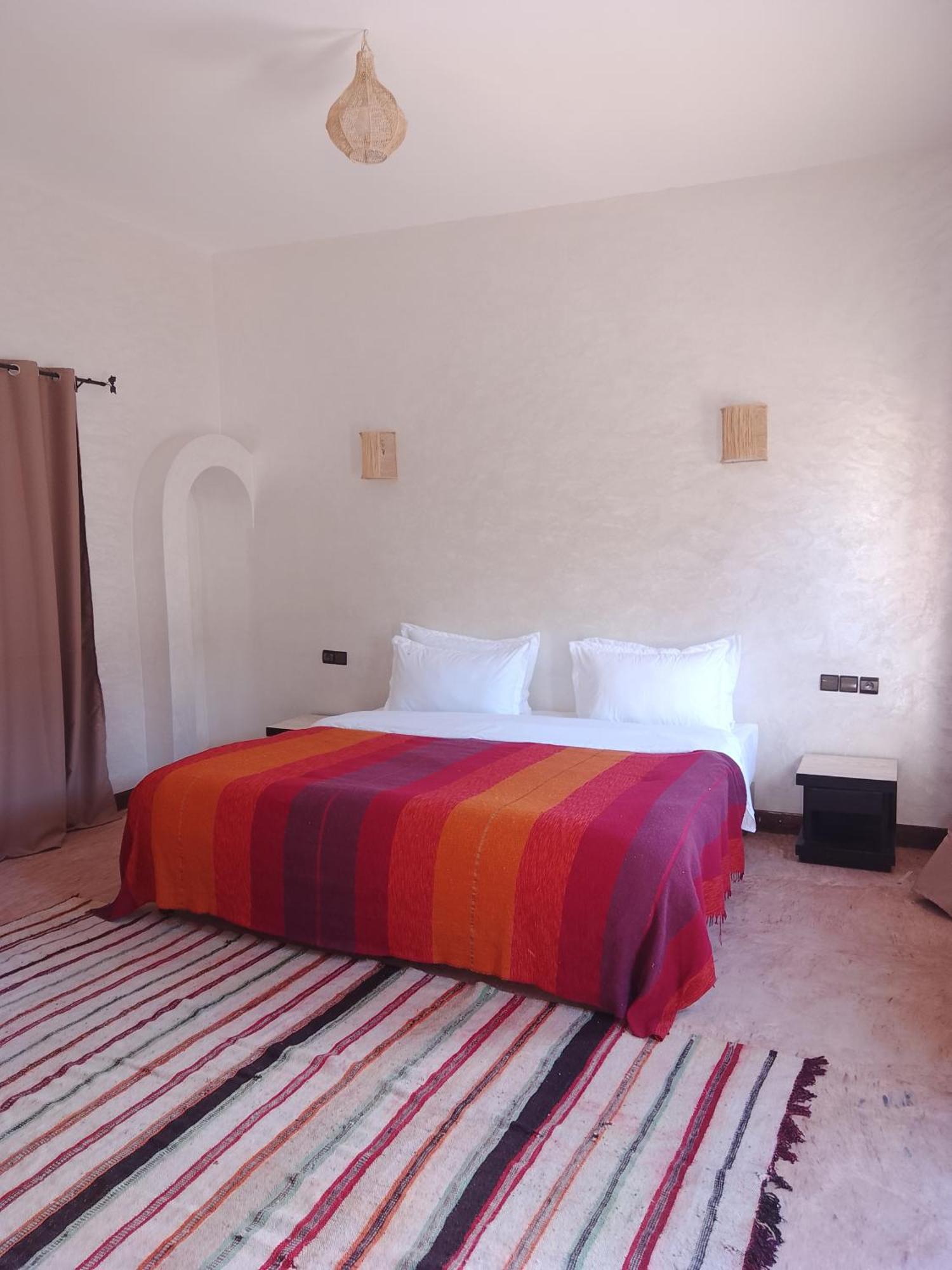 بيت شباب Kasbah Dar Bahnini سكورة المظهر الخارجي الصورة