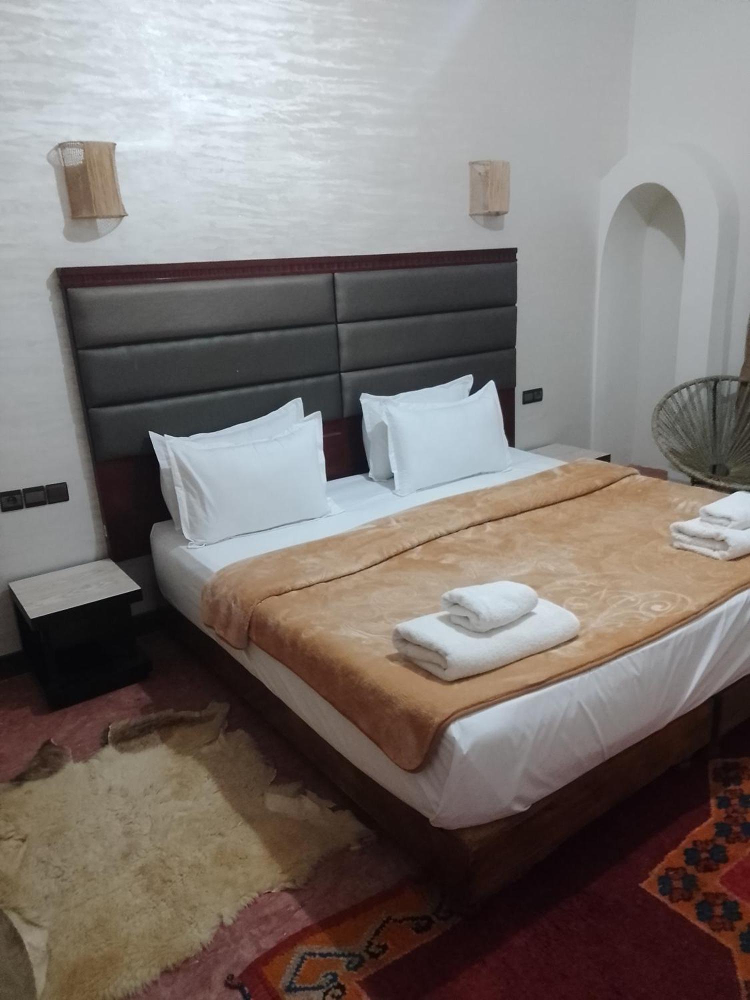 بيت شباب Kasbah Dar Bahnini سكورة المظهر الخارجي الصورة